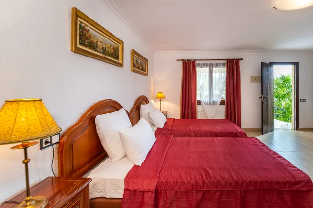 غرفة عائلية، FINCA PREDIO SON SERRA 1/10