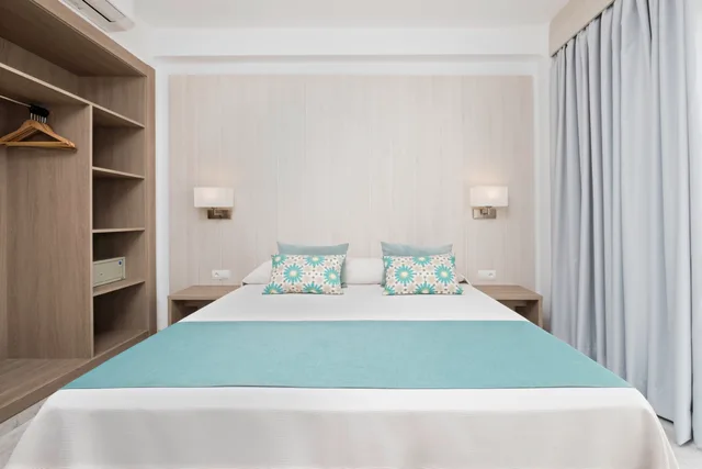غرفة قياسية مفردة بسرير مزدوج، Azuline Hotel Palmanova Garden 1/1