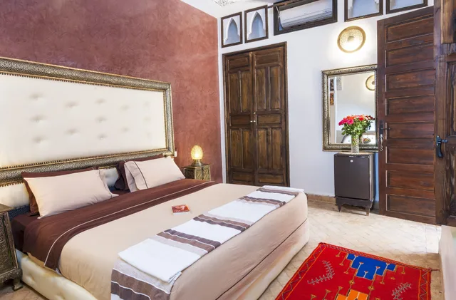 جناح بسرير كوين، Riad Tamarrakecht 3/5