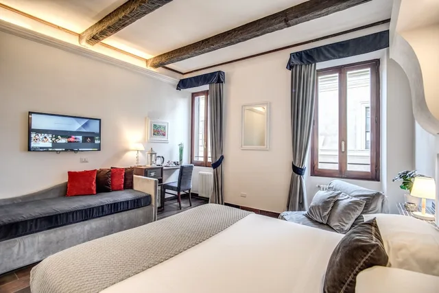 جناح جونيور بسرير مزدوج وسرير فردي مع أريكة، Tritone Top House 4/10