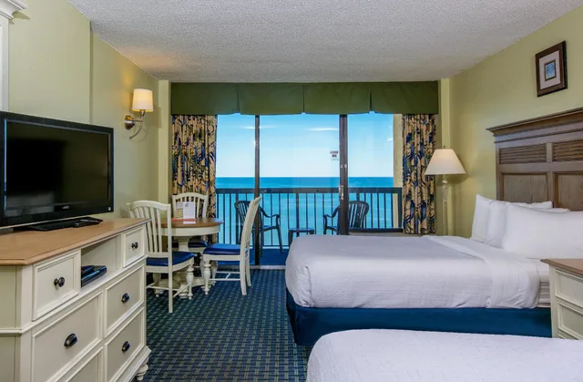 Room, 2 Double Beds, Ocean Front، Compass Cove Resort 1/1