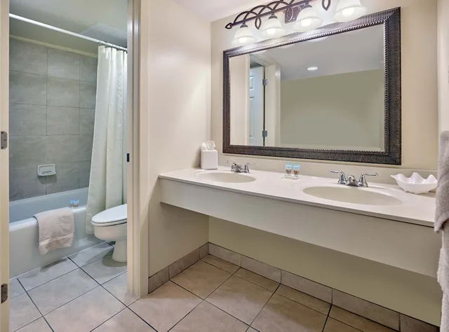 Ocean, 2 Queen Beds, Side Ocean View, Balcony، Henlopen Hotel 3/4