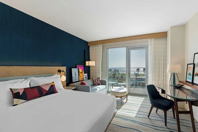 Room, King Bed, Bay View, Sofa, Accessible, Gaylord Pacific Resort & Convention Center 1/9