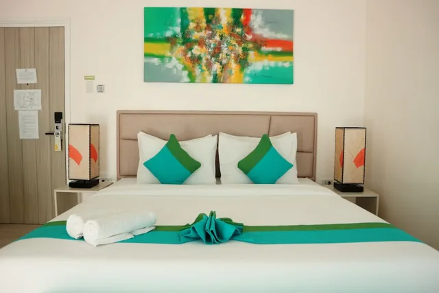 بنتهاوس بسرير كينج، Lime Hotel Boracay 2/3