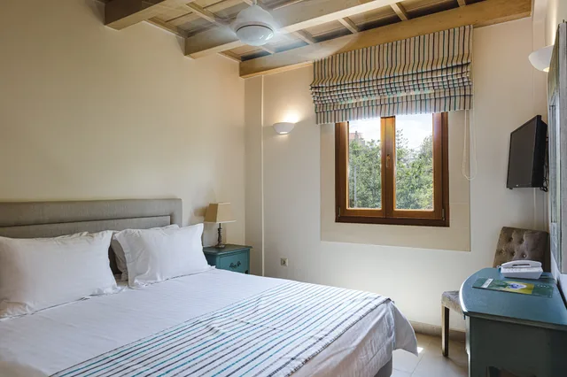 غرفة سوبيريور بسرير كينج، Z Boutique Hotel 4/10