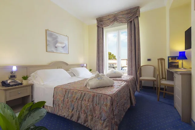 غرفة سوبيريور بسرير مزدوج، Regina Palace Terme Formerly Best Western Regina Palace Terme 1/2