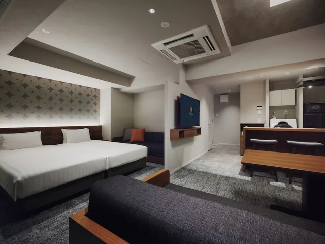 جناح بسريرين منفصلين بشرفة مع أريكة، MONday Apart Premium Asakusa 3/10