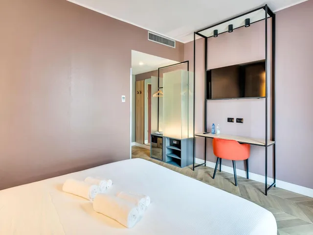 غرفة بسرير مزدوج، B&B Hotel Milano Aosta 9/10