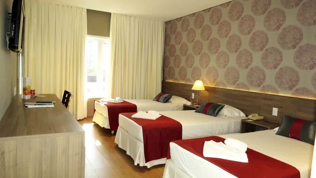 غرفة بريميير ثلاثية بثلاثة أسرّة، Hotel Continental Inn 6/10