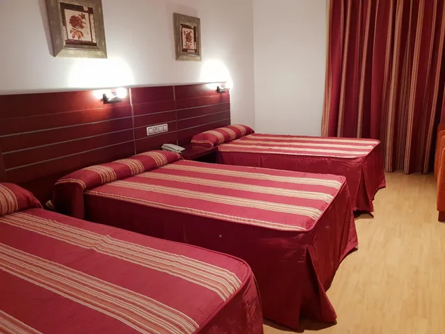 غرفة ثلاثية، Norte Hotel 1/10