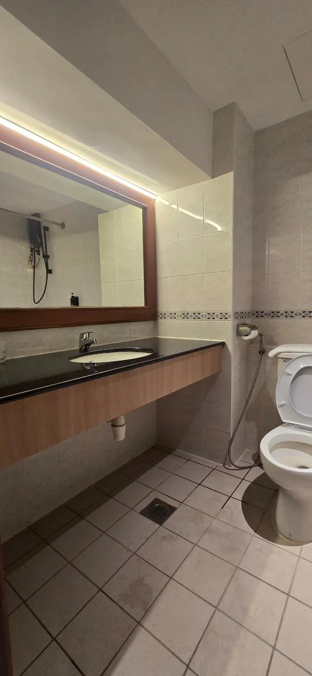 غرفة ديلوكس بسرير كوين، Kingston Hotel 28 - Gocos Hotel Klang 7/10