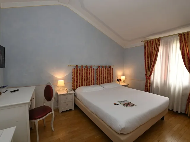 Deluxe, Queen Bed, No Elevator، Villa Patriarca 4/10