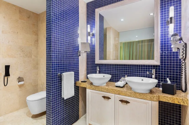 جناح بسريرين منفصلين مع أريكة، Cascade Wellness Resort 3/5