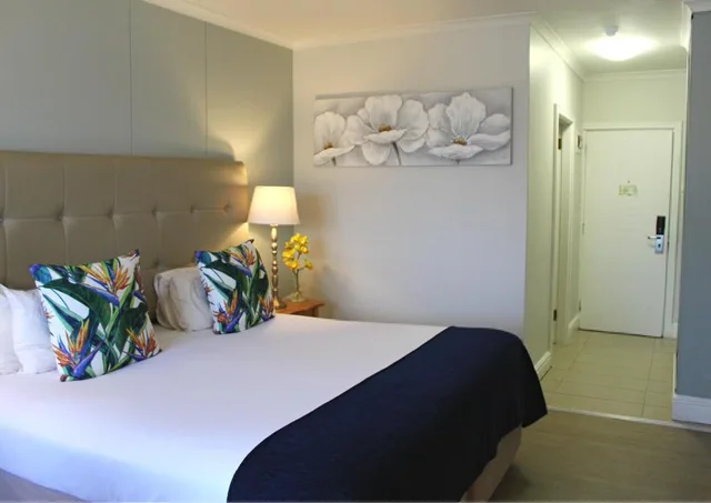 غرفة ديلوكس بإطلالة على الحديقة، The Riverside Hotel 1/1