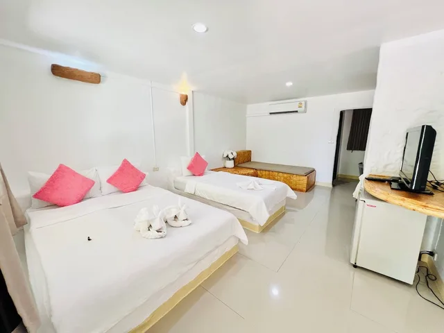 غرفة عائلية بسرير مزدوج وسرير فردي، Khun Khao Tamnan Prai Resort 3/10