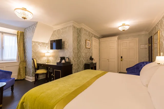 Standard, Queen Bed, Stanhope Hotel Brussels By Thon Hotels 1/10