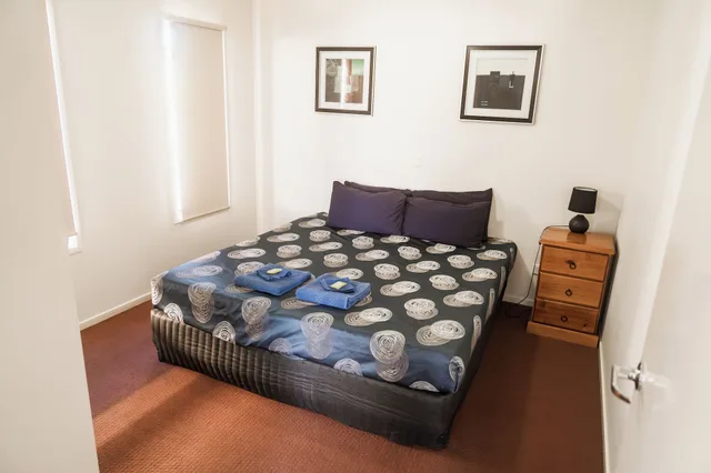 كابينة بسريرين كينج بغرفتي نوم لذوي الإعاقة، Sundowner Cabin And Tourist Park 4/6