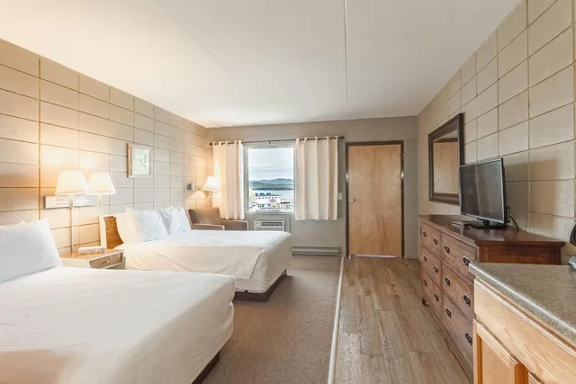 غرفة بسرير مزدوج، Half Moon Motel And Cottages 3/5