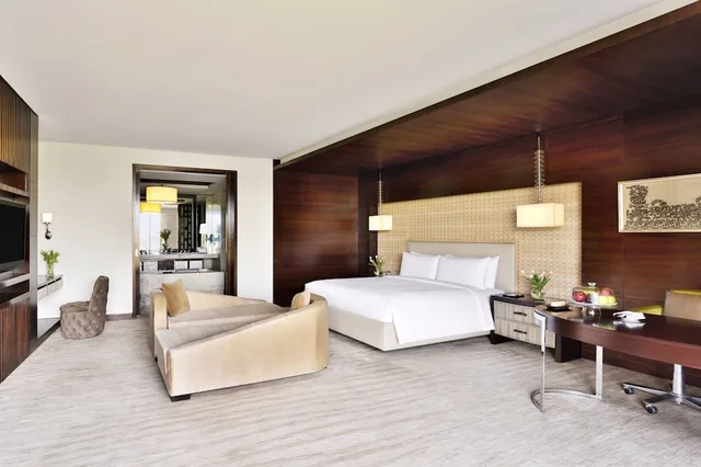 غرفة كلوب تنفيذية بسريرين منفصلين بحوض استحمام، Jw Marriott Hotel Chandigarh 8/10