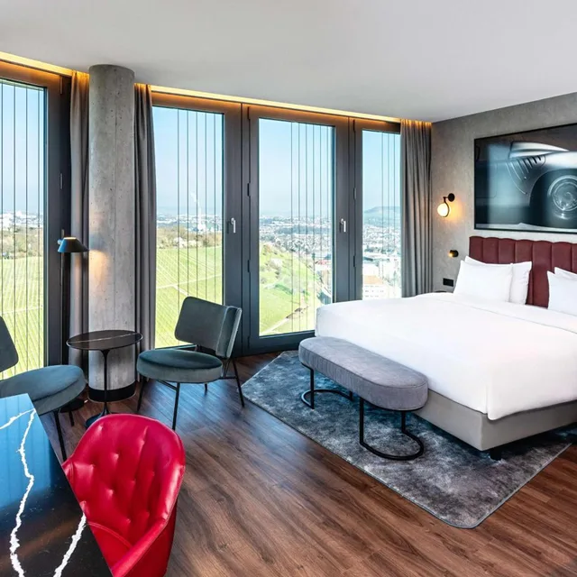 غرفة بريميوم ركنية، Radisson Blu Hotel at Porsche Design Tower Stuttgart 3/10