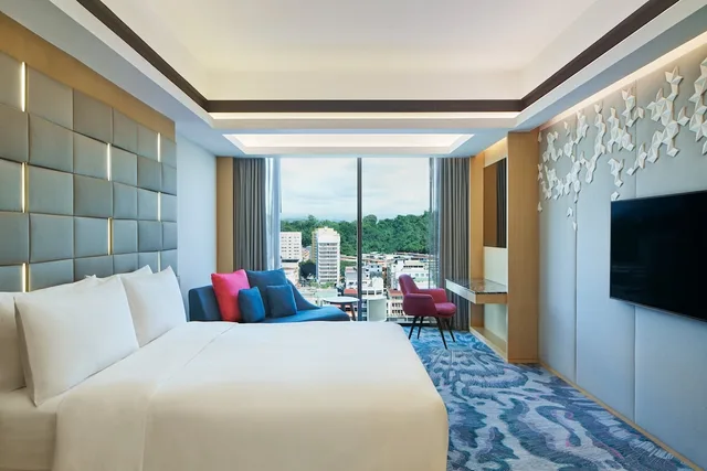 Urban, Club, Suite، LE MERIDIEN KOTA KINABALU 1/5