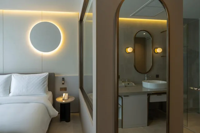 Deluxe, Double Bed, Akara Hotel Pattaya 4/10