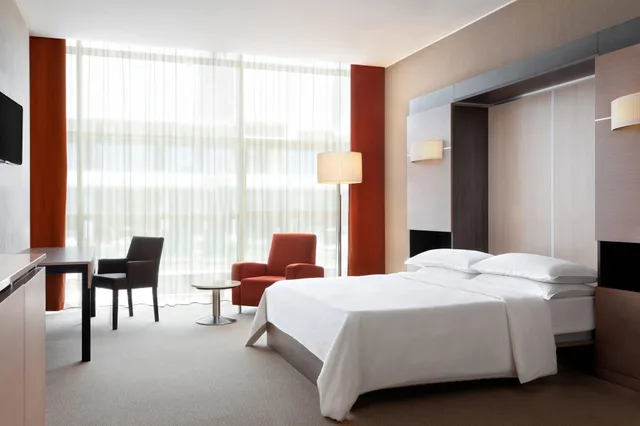 غرفة كلاسيكية بسرير مزدوج، Sheraton Milan Malpensa Airport Hotel & Conference Centre 3/5
