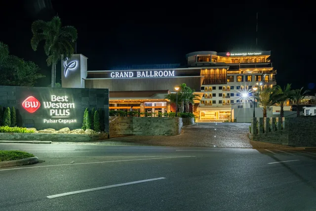 Best Western Plus Hotel Pulsar Cagayan، توجيجاراو 2/19