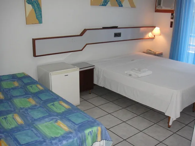 شقة ثلاثية، Kloppel Hotel 3/3
