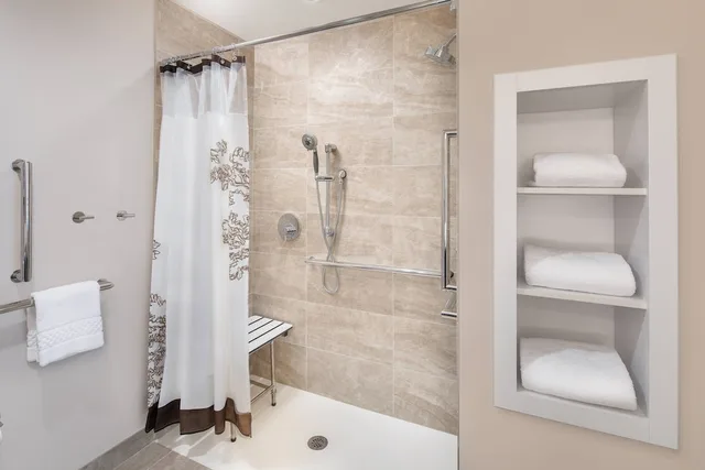 جناح جونيور ركني بسرير كينج مع أريكة، Residence Inn Seattle South Renton 4/4