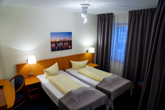 غرفة قياسية مفردة، Hotel Niederraeder Hof 5/7