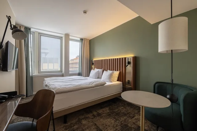Superior, Single, Double Bed, Imperial Hotel 3/9