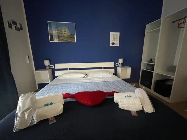Blue, Queen Bed، Trasteveredreamsuites 6/10