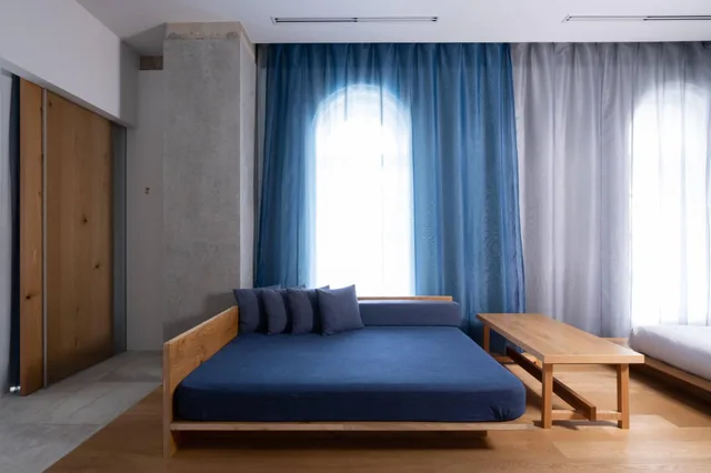 Junior Suite, Queen Bed, Sofa, Historic Building، TSUGU Kyoto Sanjo by THE SHARE HOTELS 2/5