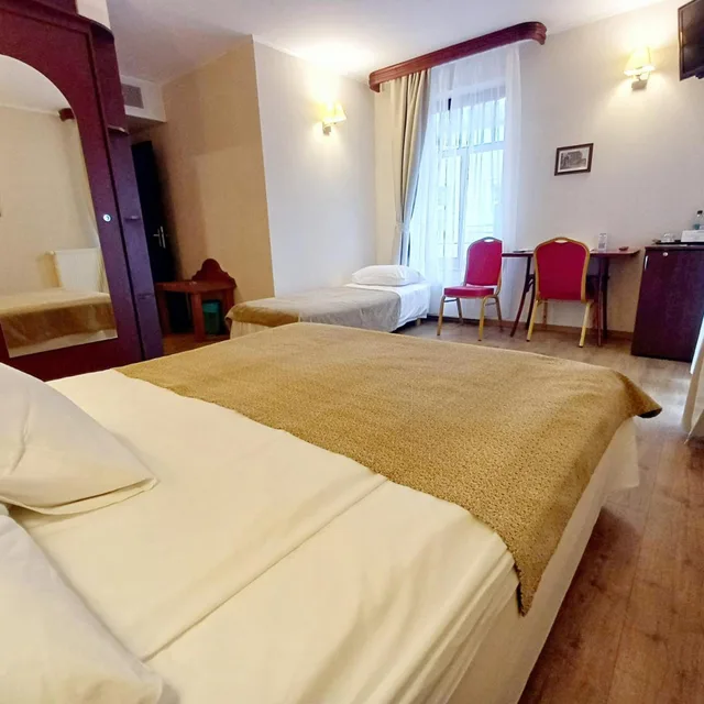 غرفة قياسية ثلاثية، Pegasa Pils Hotel 4/6