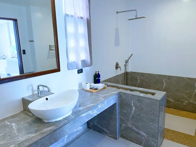 Deluxe, Triple, King Bed, Sofa, Amihan Resort 9/10