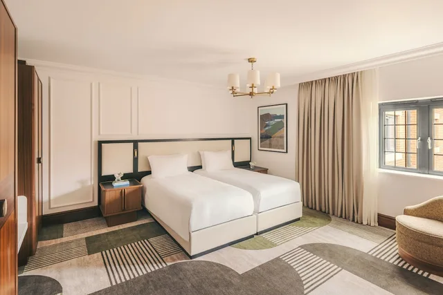 جناح جونيور بسريرين منفصلين بإطلالة على البحيرة، Fairmont Cheshire The Mere 3/10