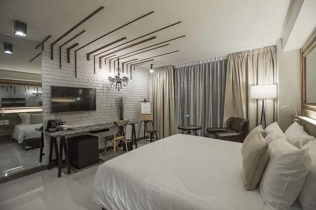 Art, Twin Beds, Bathtub، Art Mai Gallery Nimman Hotel 4/10