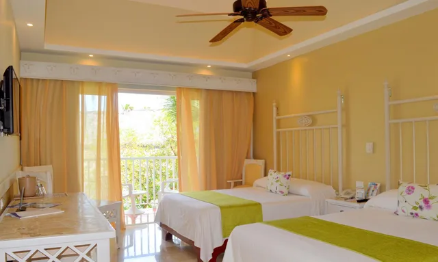 غرفة سوبيريور بسريرين مزدوجين بإطلالة على الحديقة، VIK Hotel Arena Blanca - All Inclusive 8/10
