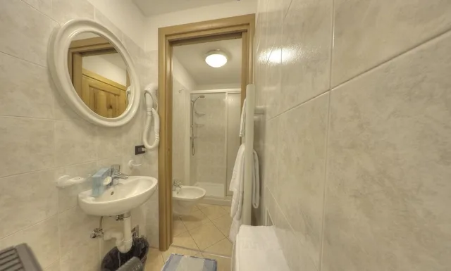 غرفة قياسية بسرير مزدوج في الملحق، Ristorante Federia Hotel 4/4