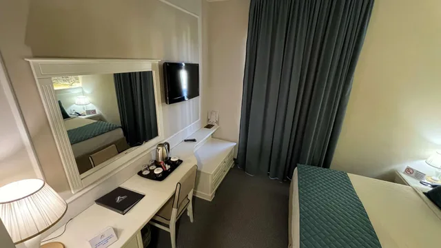 غرفة بسريرين منفصلين بإطلالة على المسبح، Adriatik Hotel, BW Premier Collection 2/3