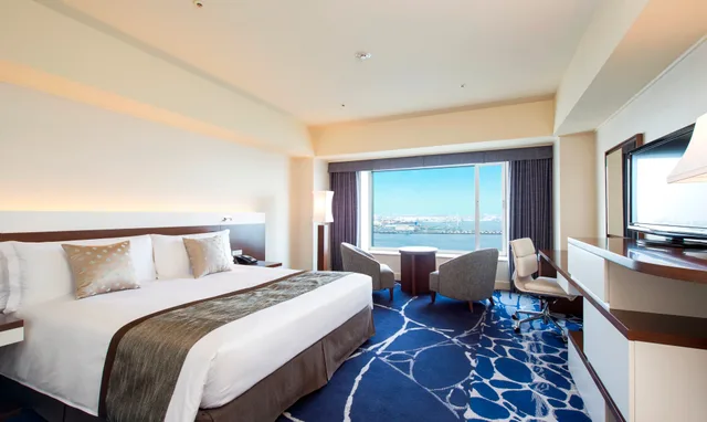 Classic, King Bed, Harbour View, High Floor, InterContinental Yokohama Grand 2/3