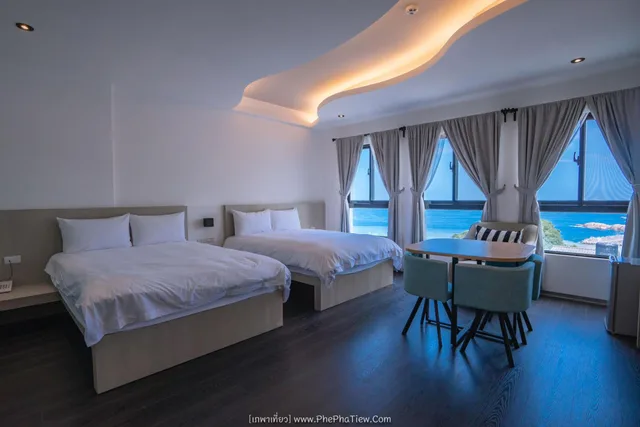 Room, Quadruple, 2 Queen Beds, Sea View, Rose Villa 3/3