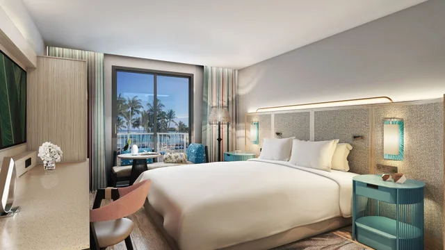 غرفة بريميوم بسرير كينج بإطلالة على البحر، Crowne Plaza Resort Guam 5/10