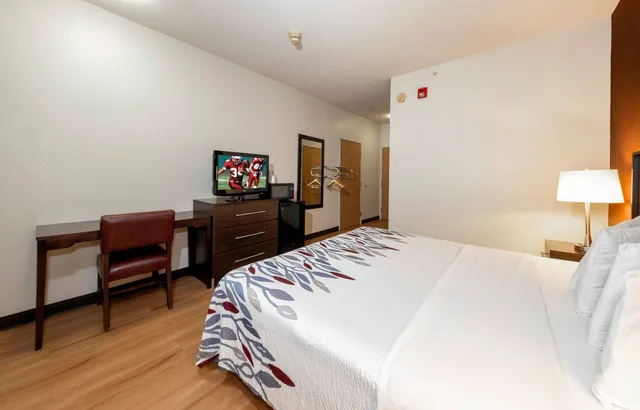 غرفة قياسية بسرير كينج، Red Roof Inn St Robert - Ft Leonard Wood 3/6