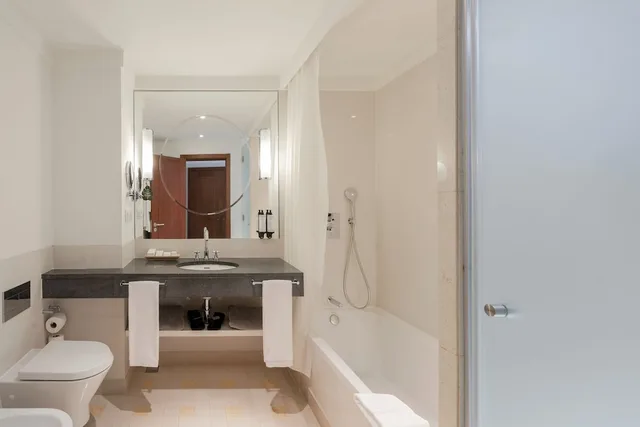 Deluxe, Double Bed, Garden View, Terra Nostra Garden Hotel 2/3