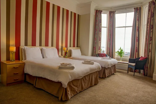 غرفة عائلية بسرير مزدوج، Chatsworth House Hotel 1/1
