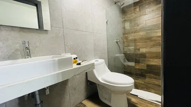 غرفة رباعية بسريرين مزدوجين، Hit Merida Hotel Boutique 4/4