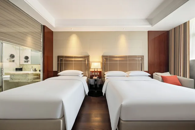 Superior, Triple, 1 Queen and 1 Single Bed, Maixinge International Hotel 3/8