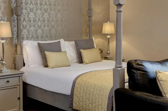 غرفة سوبيريور بسرير مزدوج، Walworth Castle Hotel, BW Signature Collection 10/10